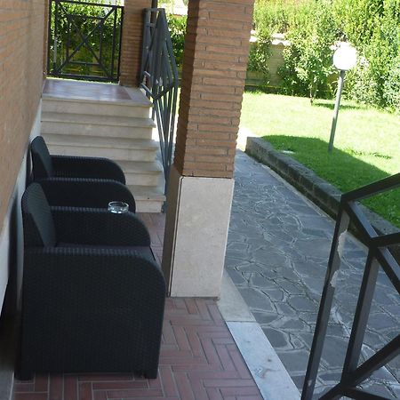 Villa Smeraldo Roma Infernetto Exterior foto